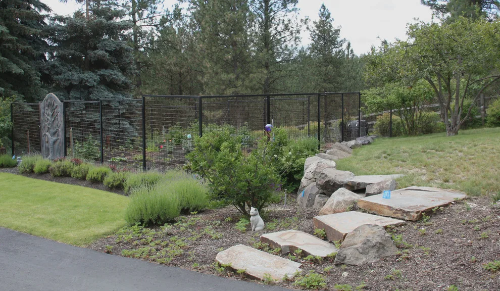 Contemporary Hangman Valley by Pacific Garden Design - Photo 5