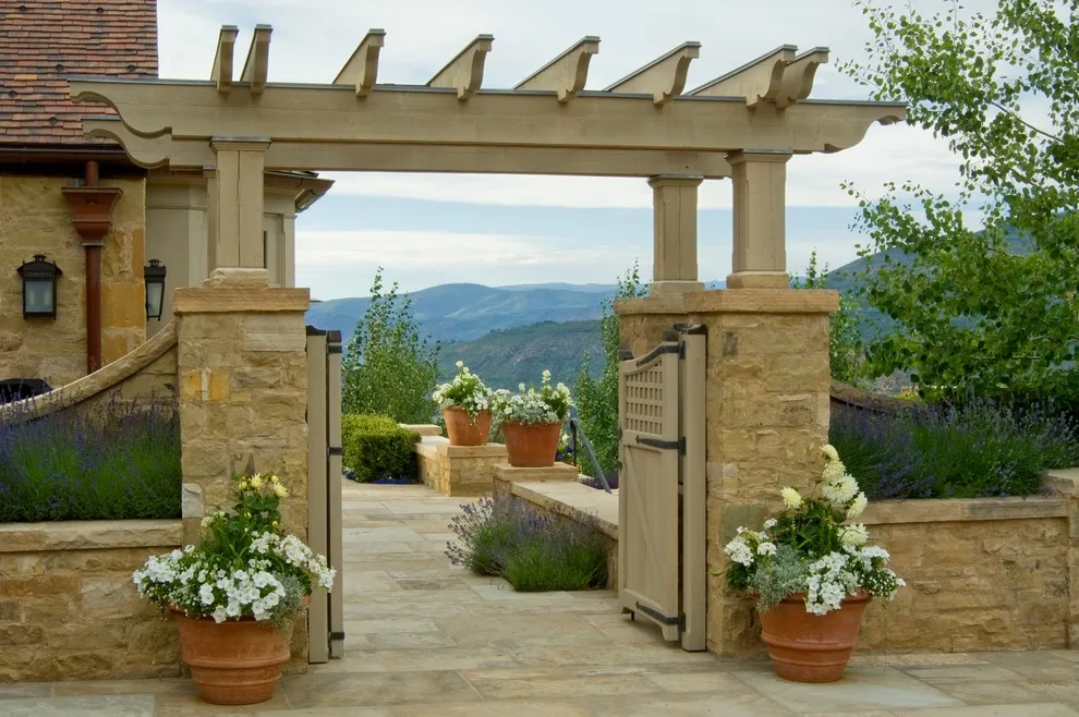 Elevated Garden Terrace by Design Workshop, INC. - Photo 4
