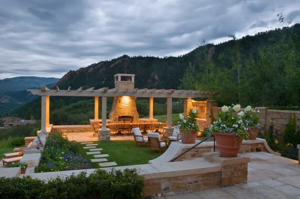 Elevated Garden Terrace by Design Workshop, INC. - Photo 7
