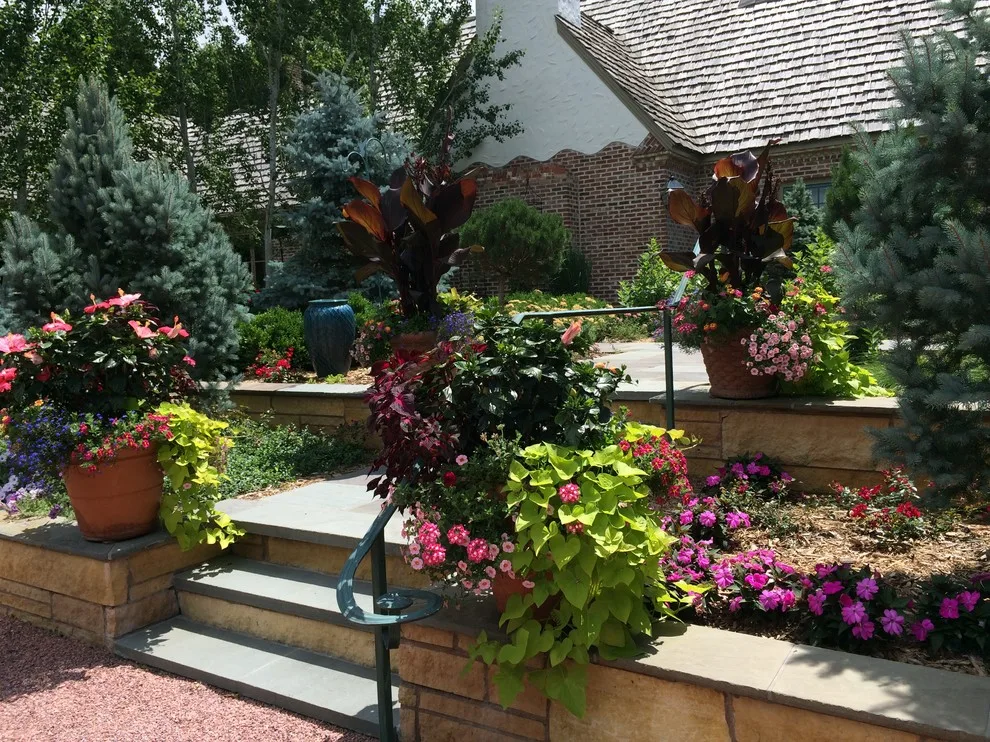 Del's Garden Center - Photo 6