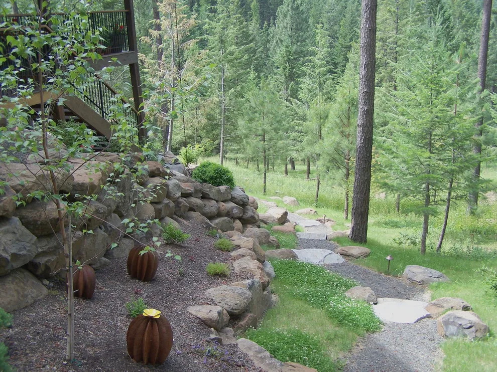 Iller Creek Home by Pacific Garden Design - Photo 16