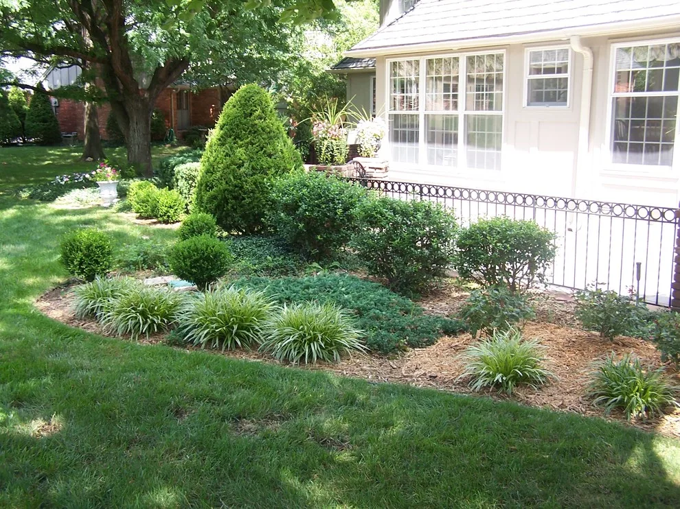 Landscaping in Kansas City by Second Nature Outdoor Living & Landscaping - Photo 4