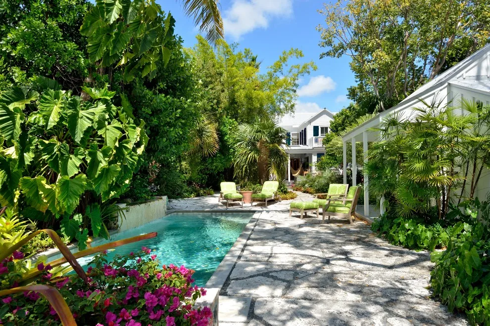 Key West Home by Craig Reynolds Landscape Architecture - Photo 8