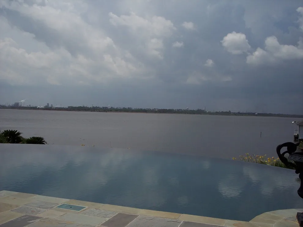 Infinity Pool at Lakeside Lake Charles by Viator & Associates Inc - Photo 5