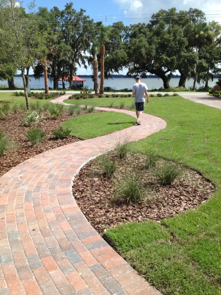 Dora Lake Home by Stephanie Appel, Proffessional Landscape Architect - Photo 3