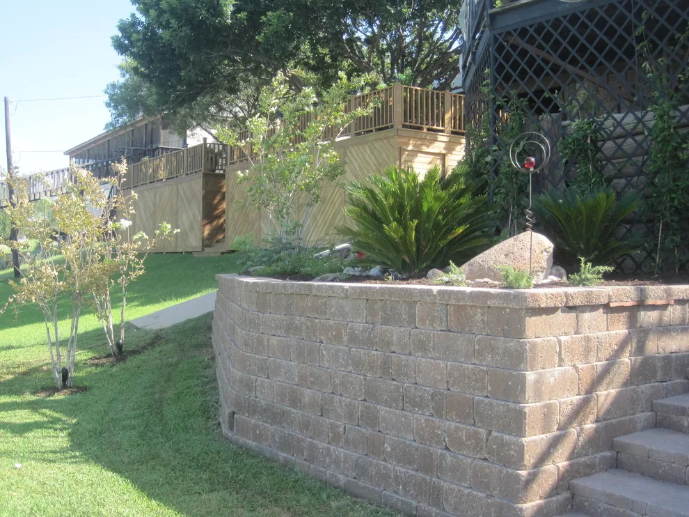 Lakeshore Initiative by Farmer's Daughter Landscape - Photo 5