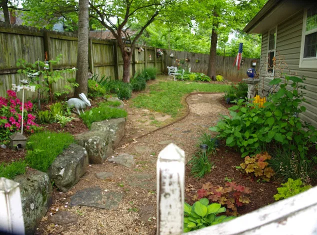 K C Landscape - Photo 3
