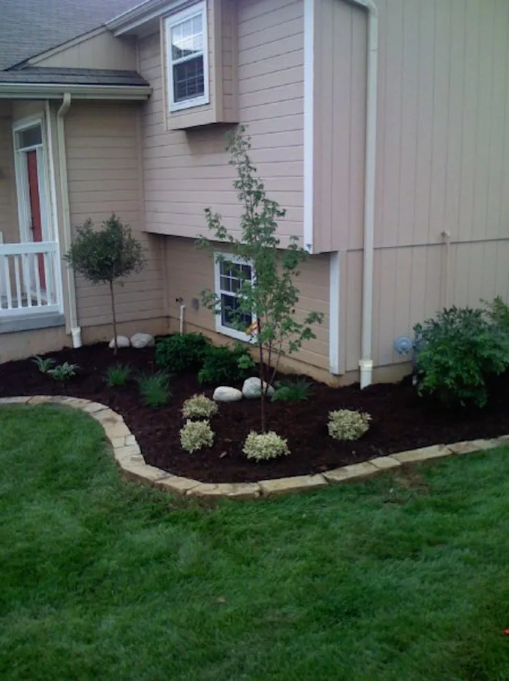 E Z Lawn And Landscape, LLC - Photo 14