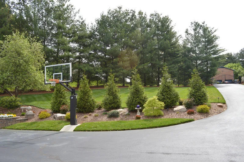 Gardened Residence by Promier Landscapes - Photo 3