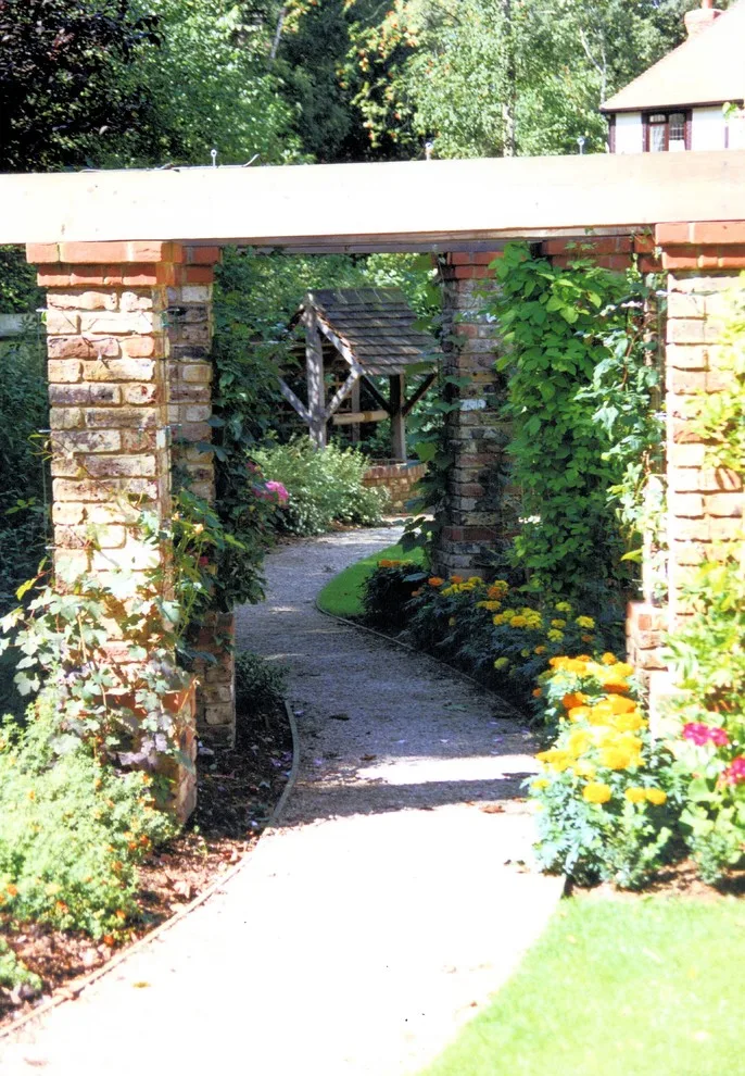 Heritage Garden by English Landscape LLC - Photo 5