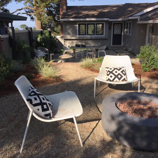 Mid-century Cottage by Haven Home And Garden Design - Photo 6