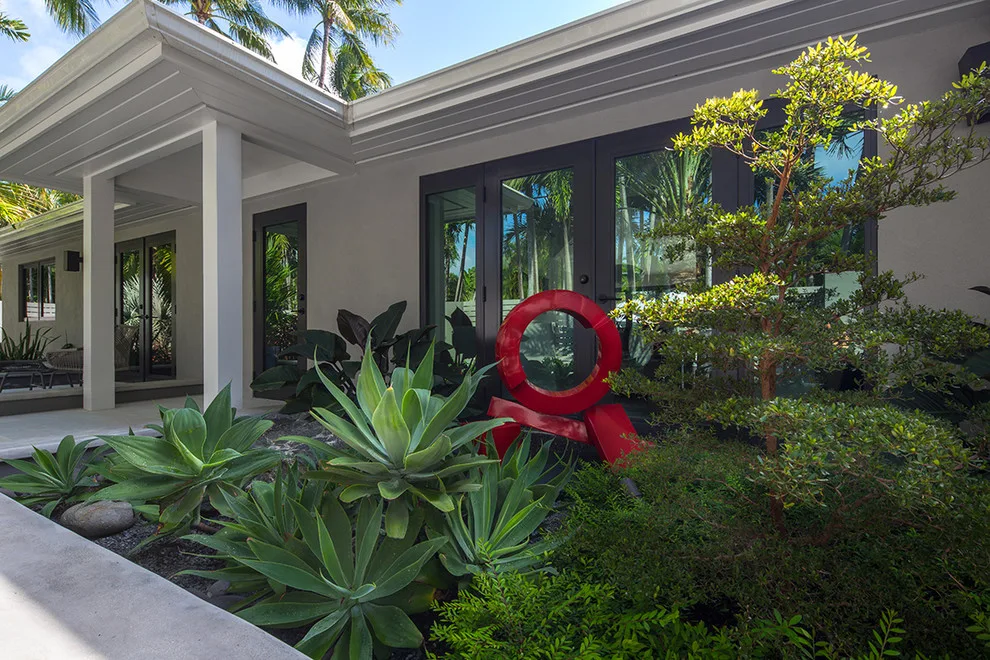 Contemporary Key West by Craig Reynolds Landscape Architecture - Photo 5