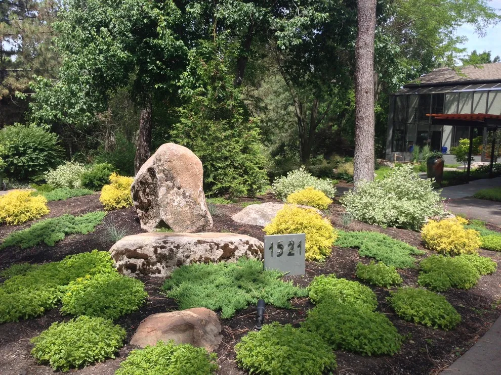 Barbara Safranek Landscape Design - Photo 9