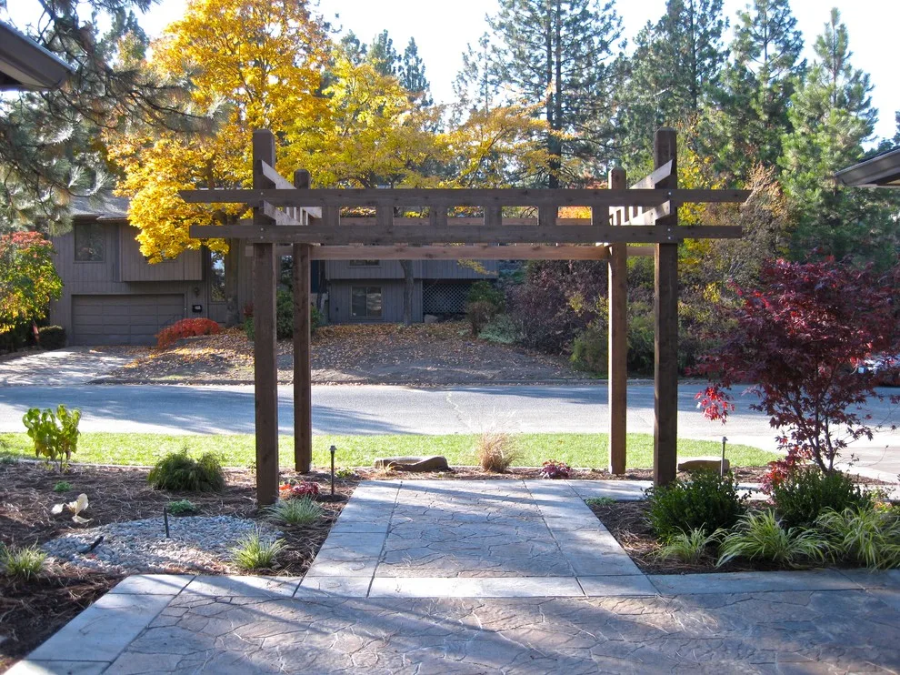 Engaging Hardscapes by Barbara Safranek Landscape Design - Photo 5