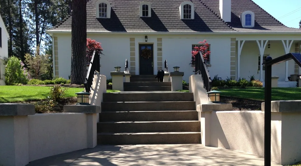 Inviting Entries by Barbara Safranek Landscape Design - Photo 2