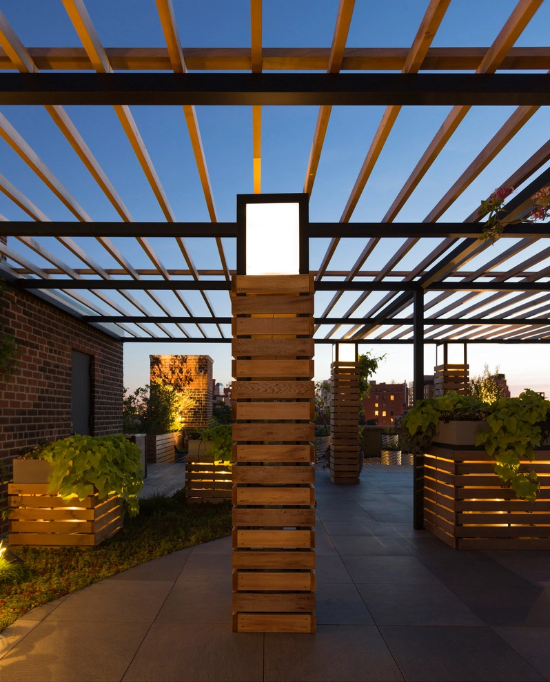 West Village Co-Op by Christian Duvernois Landscape/Studio - Photo 18