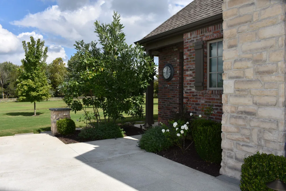 Zion Poolhouse in Oakland by Colonial Hills - Photo 2