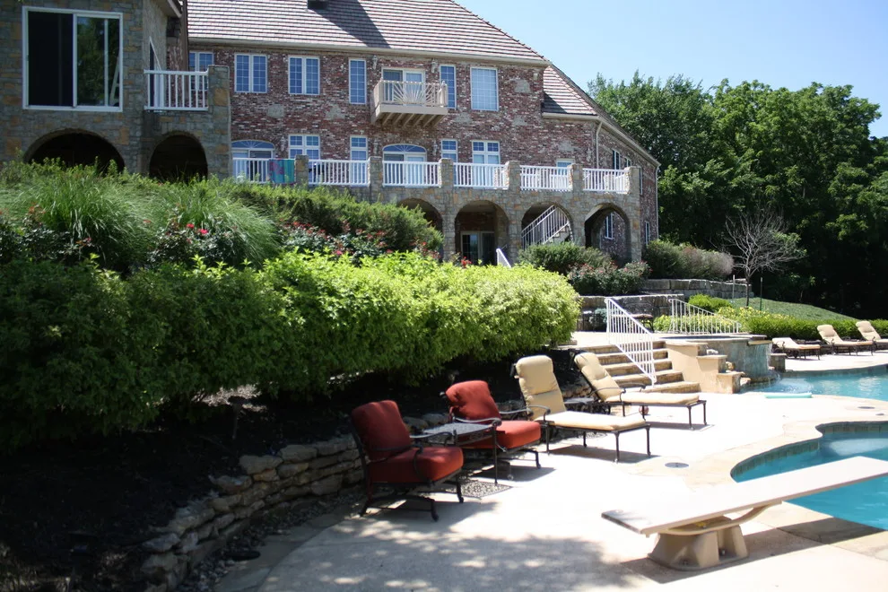 Alfresco Swimming Pool by Second Nature Outdoor Living & Landscaping - Photo 3