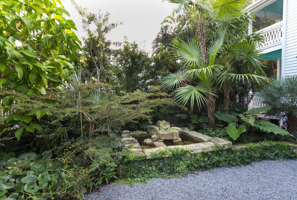 compact garden by Craig Reynolds Landscape Architecture - Photo 2