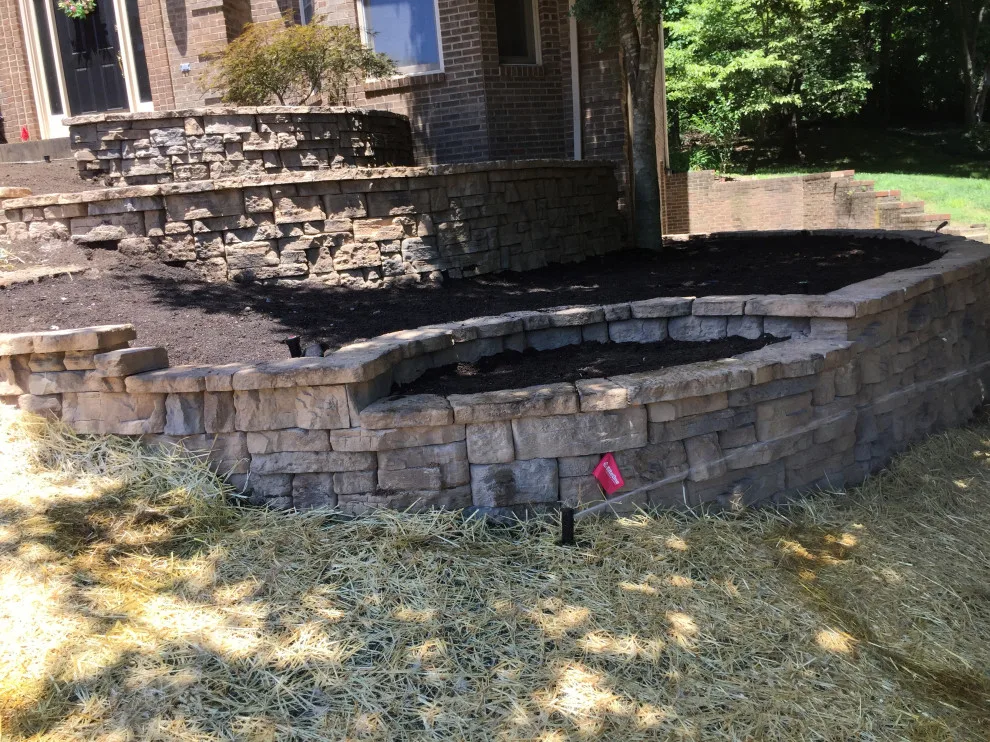 Ewing Hardscapes LLC - Photo 11