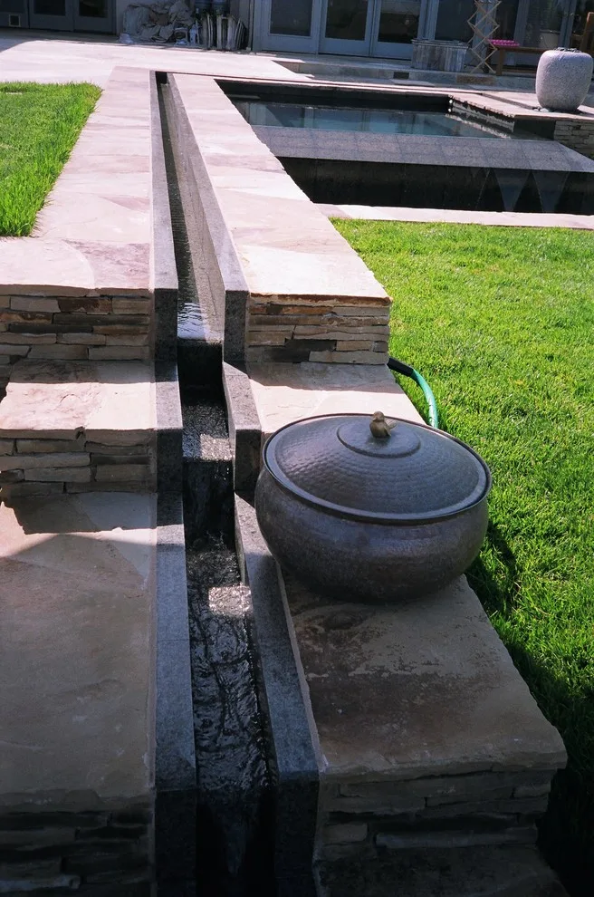 Santa Fe Ranch Home by Biomirage Landscape, Pool & Garden Design - Photo 6