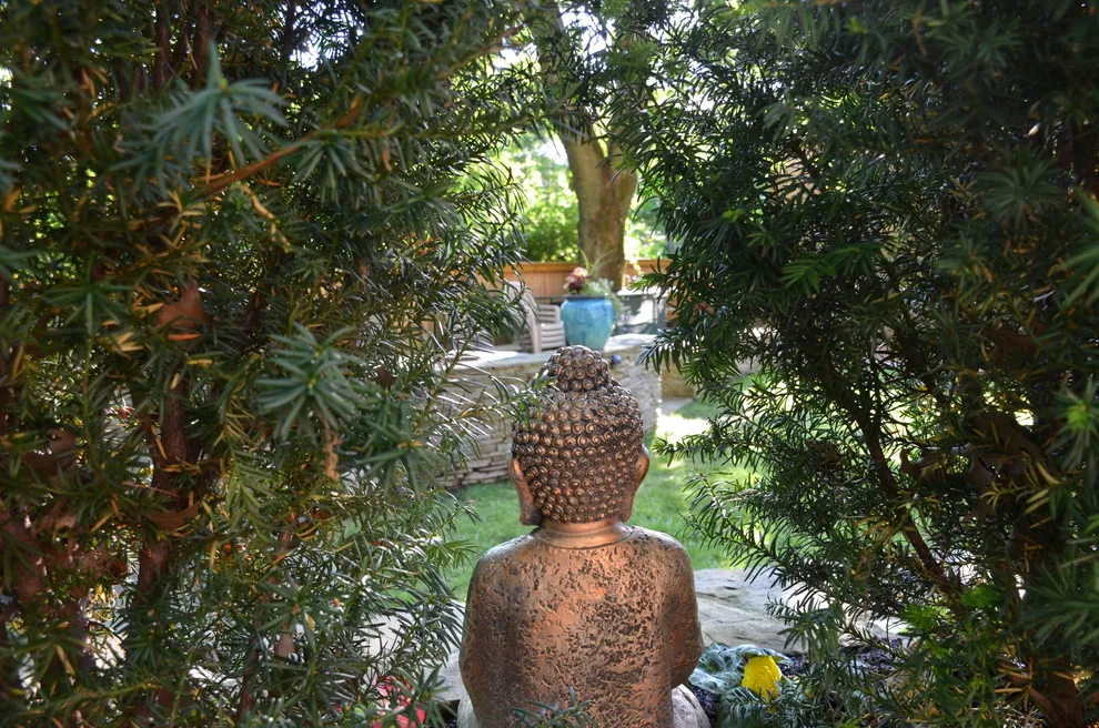 Arbitrary Garden by Paoke Stoneworks - Photo 47