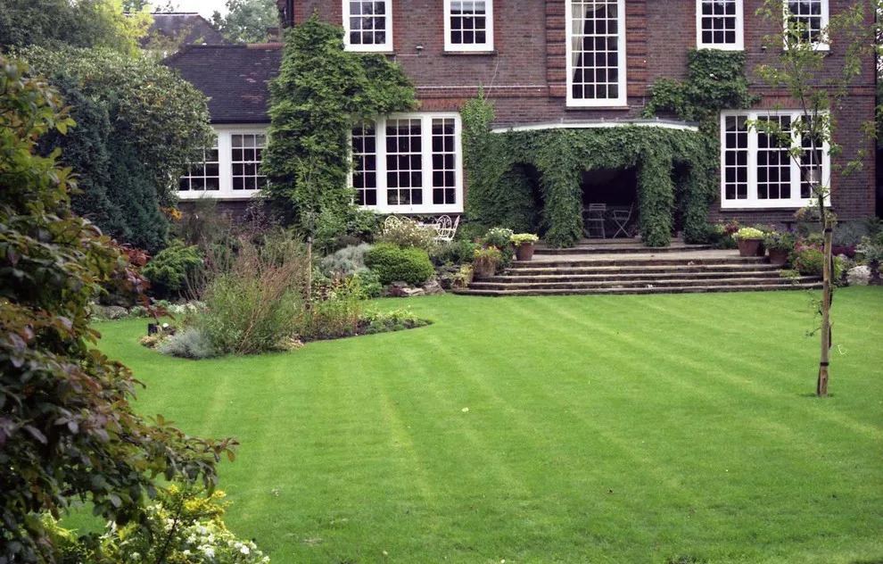 English Landscape LLC - Photo 14