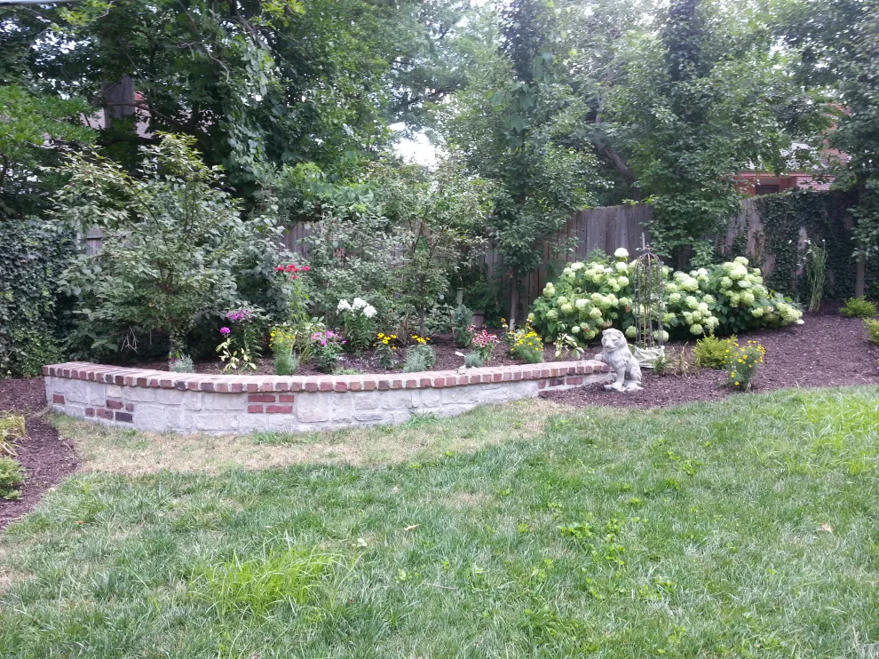 Wall Retention Systems by Creative Outdoor Spaces - Photo 9