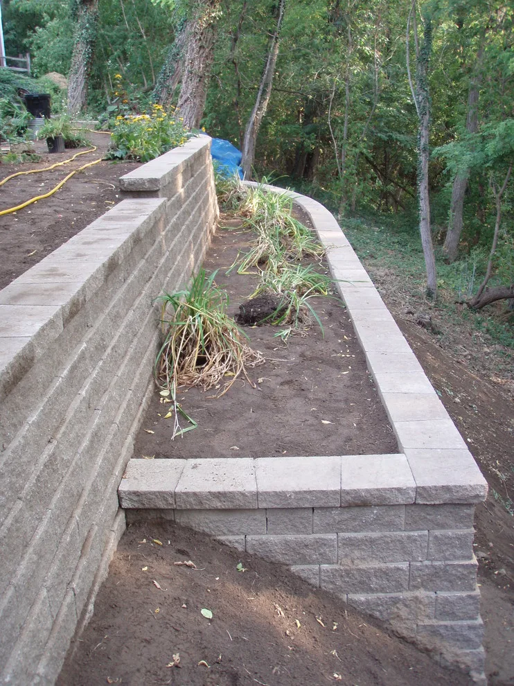 Wall Retention - Design and Construction by Twin Oaks Lawn And Landscape, Inc. - Photo 7