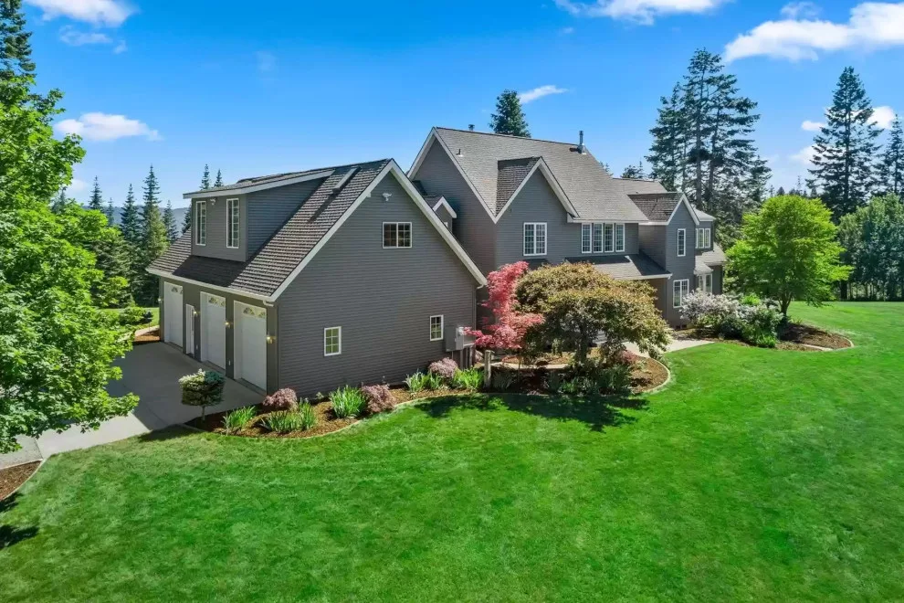 Summit Estate by Country Girl Gardens - Photo 4