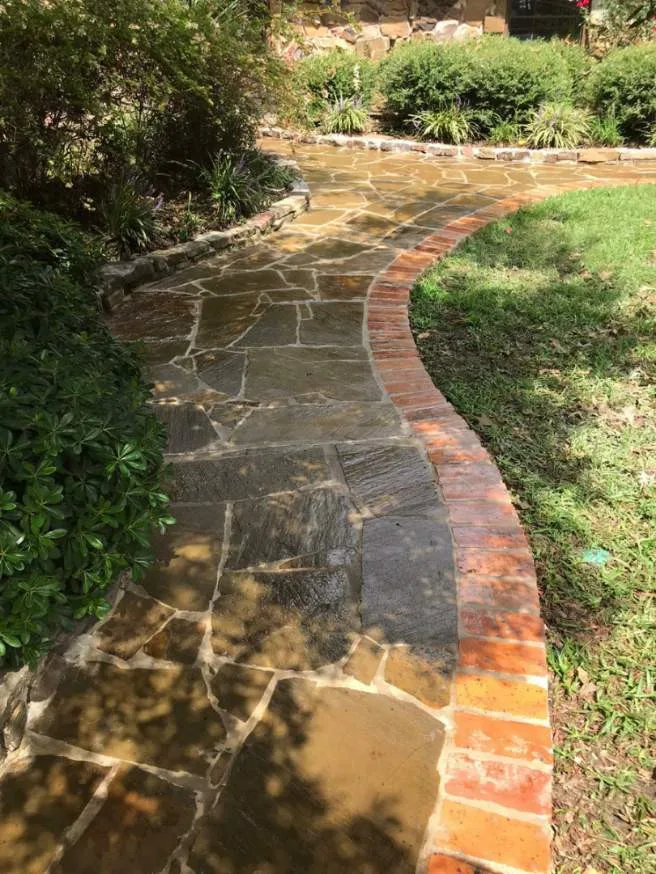 Rodas Landscaping LLC - Photo 12