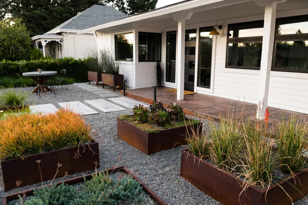 Contemporary Sandpoint by Jake Moss Designs - Photo 4