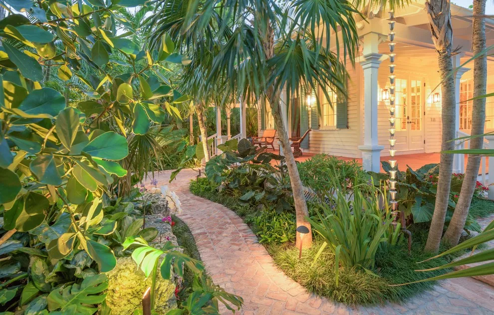Hidden Oasis by Craig Reynolds Landscape Architecture - Photo 11