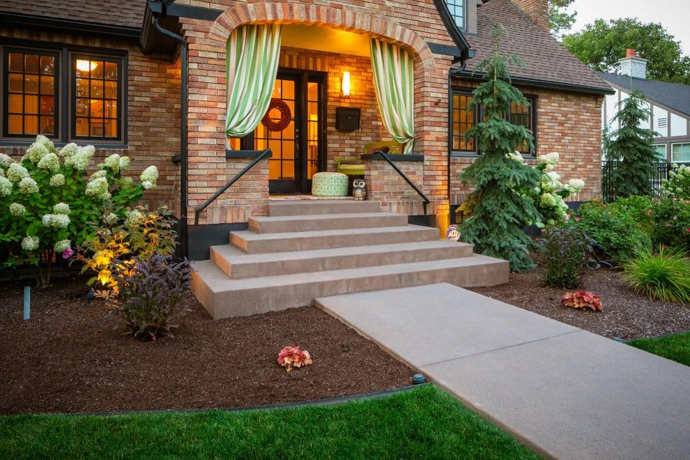 South Hill Heritage by Coppercreek Landscaping - Photo 3