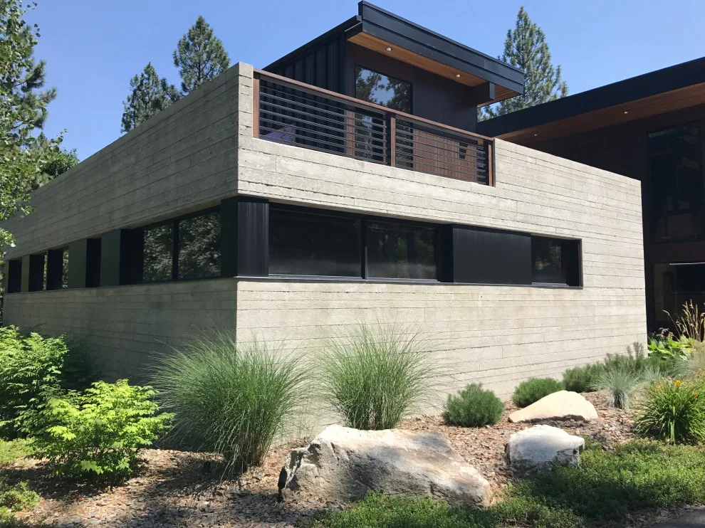 Contemporary South Hill by PLACE Landscape Architecture - Photo 4