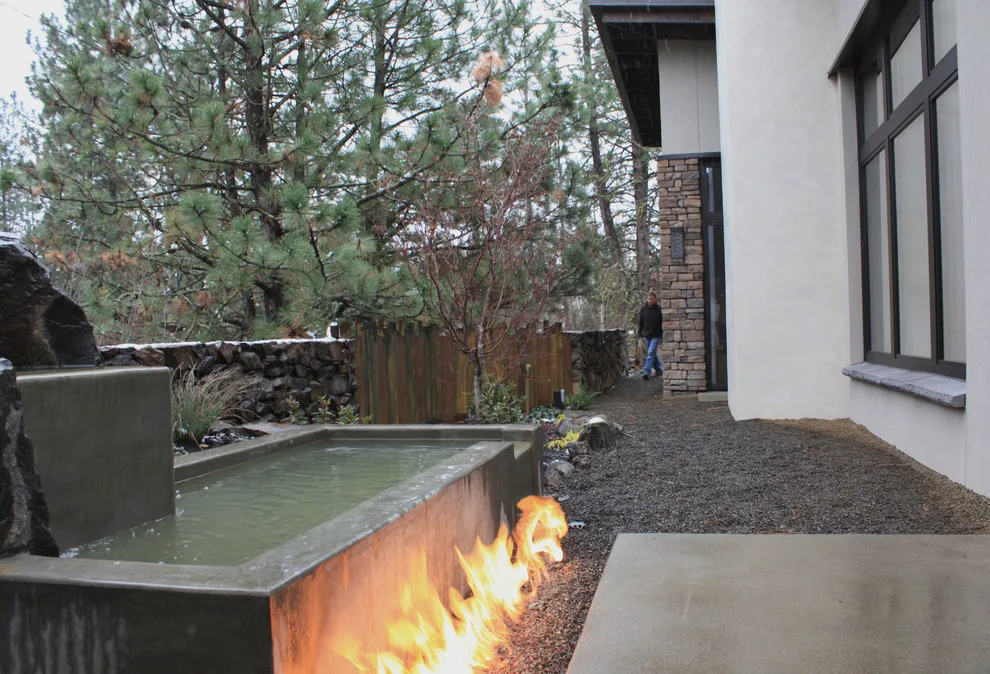 South Hill Energy-Efficient Home by Pacific Garden Design - Photo 30