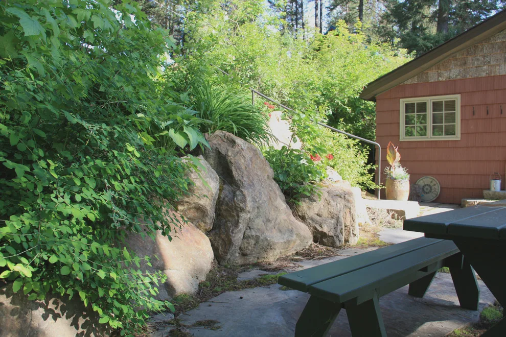 Spirit Lake Lodge by Pacific Garden Design - Photo 21