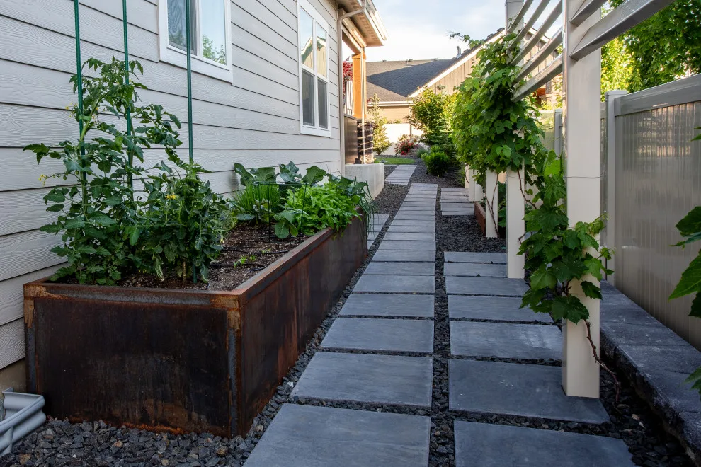 Urban Elegance by Coppercreek Landscaping - Photo 2
