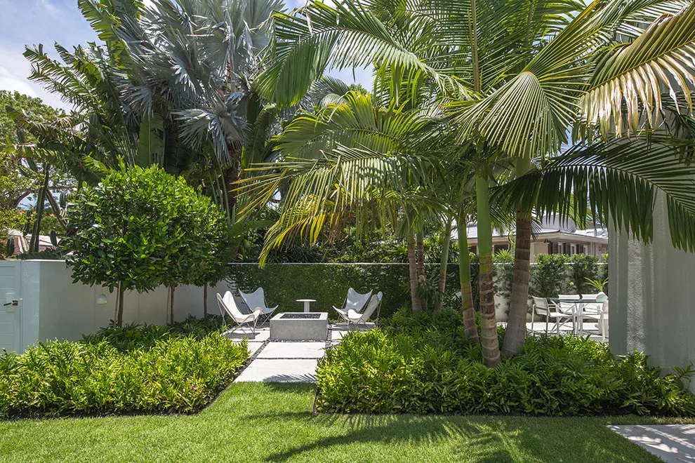 Tropical Simplicity by Craig Reynolds Landscape Architecture - Photo 13