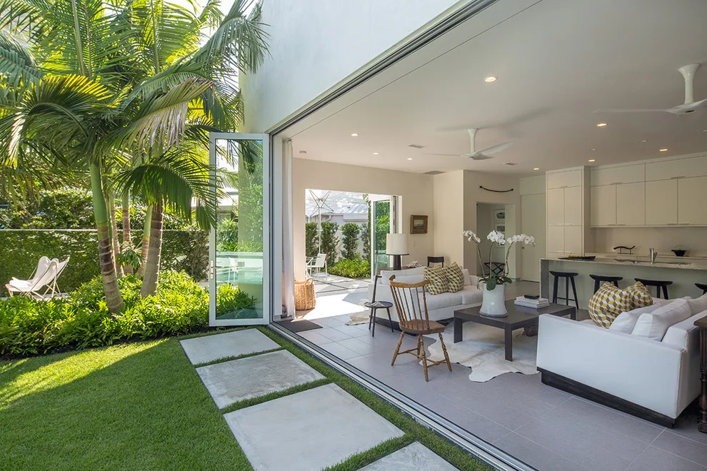 Tropical Simplicity by Craig Reynolds Landscape Architecture - Photo 5