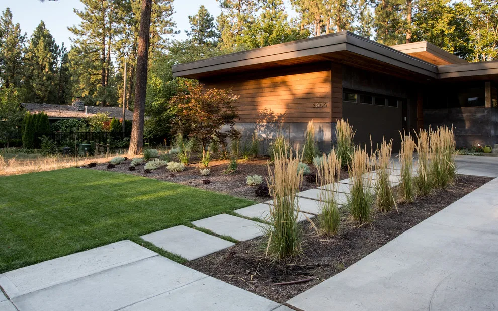 City Life on Denver Street by Coppercreek Landscaping - Photo 10