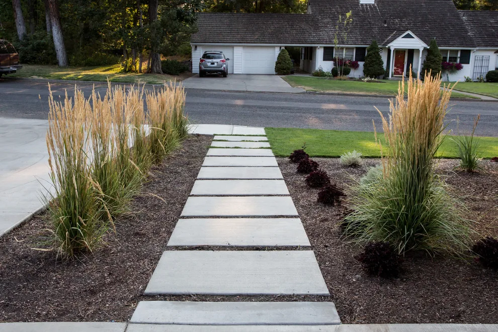 City Life on Denver Street by Coppercreek Landscaping - Photo 7