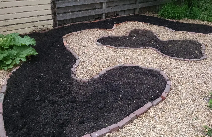 Edible Garden, Lasting Plantings & Beyond by Abundant Design, LLC - Photo 4