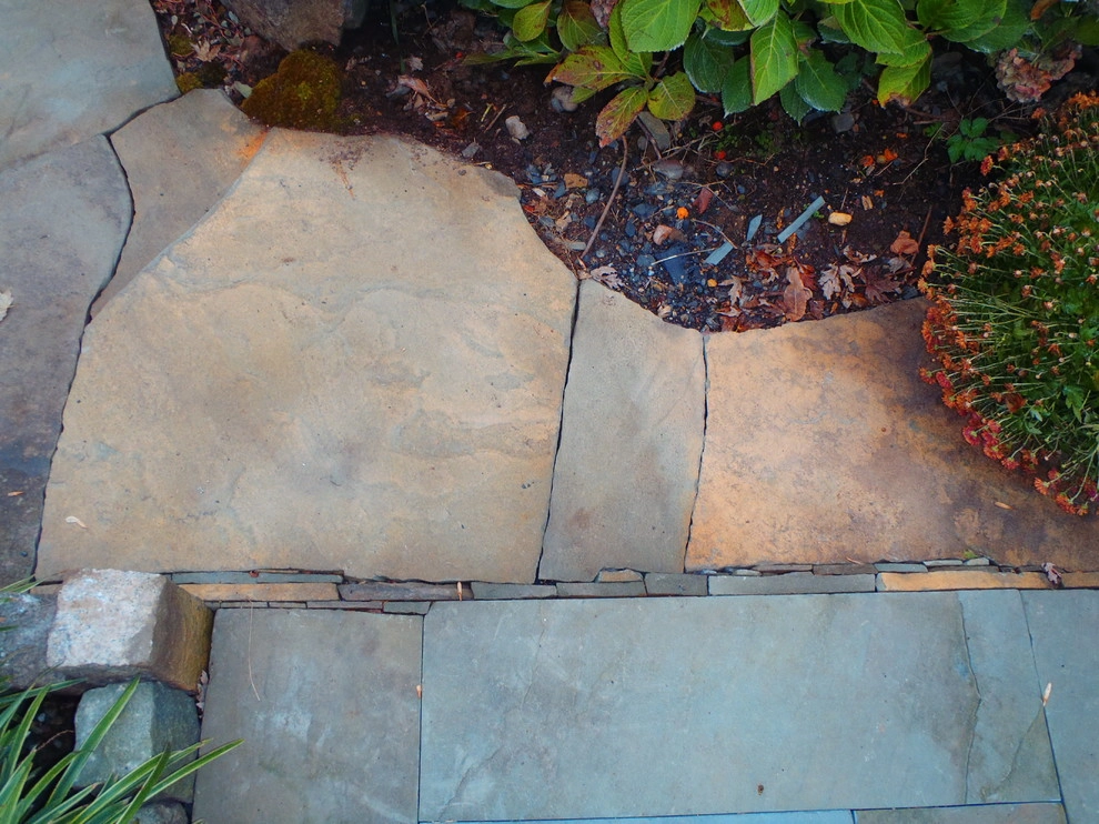 Small Backyard Landscape by Christopher A. Zeek LandscapeDesign&Construction - Photo 3