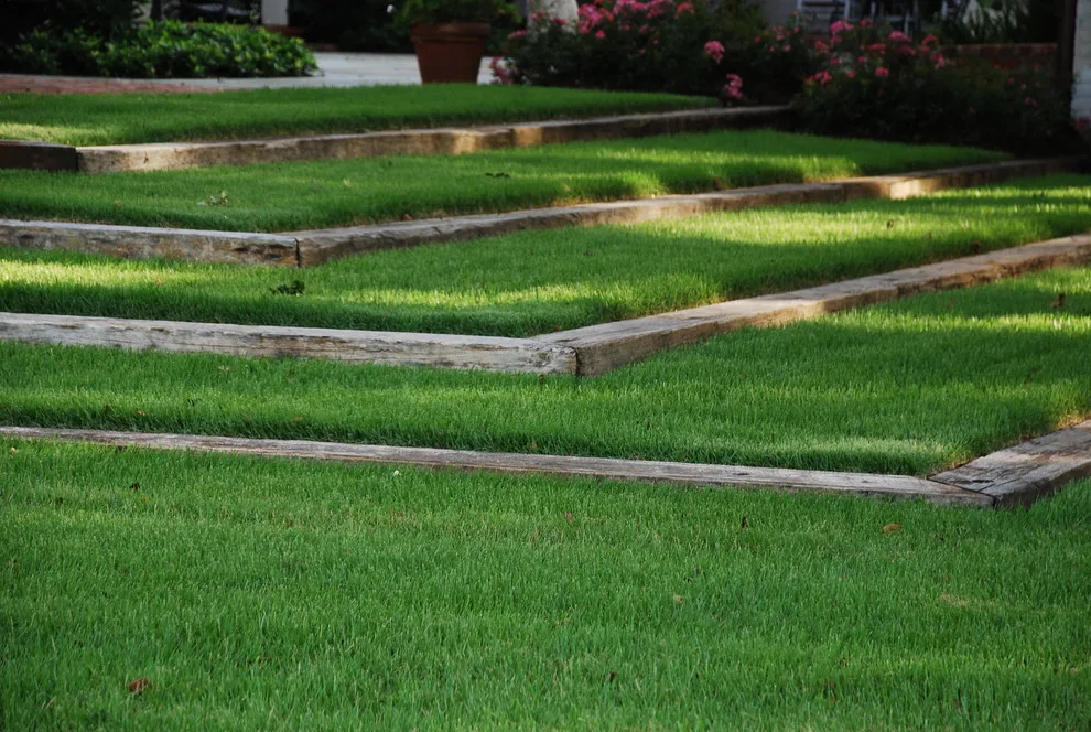 Wellswood Estate by Tony Tradewell Landscape Architect - Photo 8