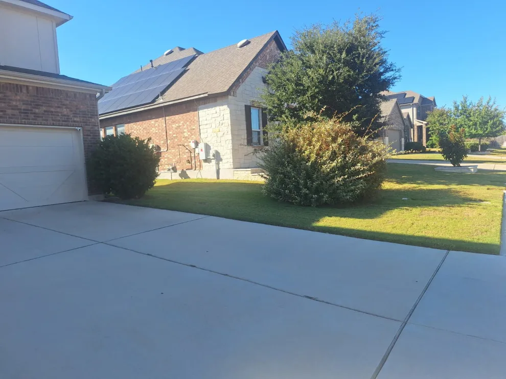 Revitalize Your Outdoor Areas by Miranda Lawn Services LLC - Photo 8