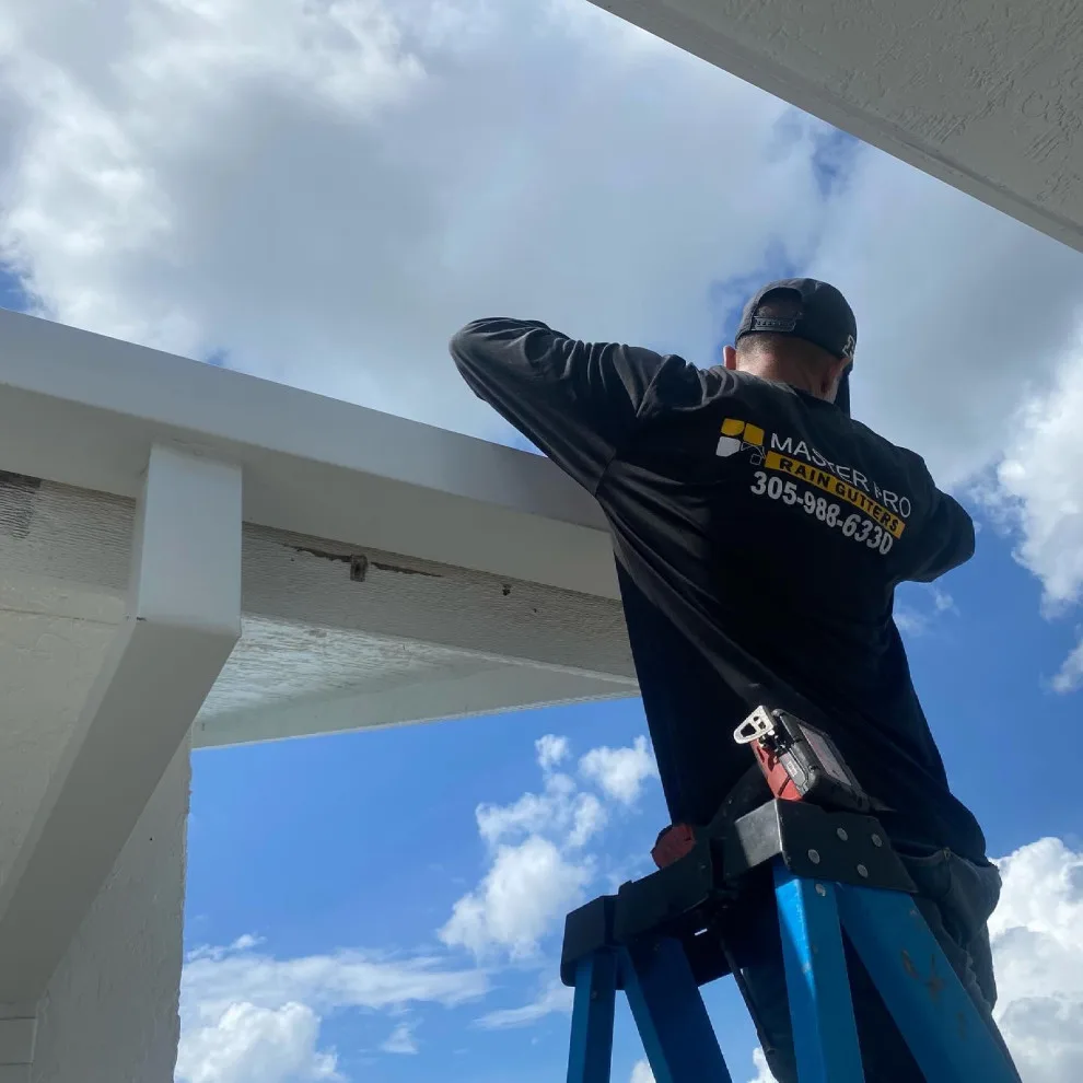 Effortless Rain Gutters by Master Pro Rain Gutter - Photo 8