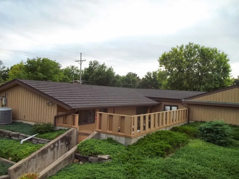 A-r Roofing LLC - Photo 3