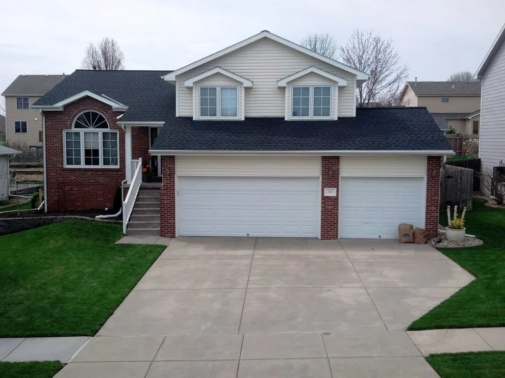 Top Roofs of 2013 by White Castle Roofing - Photo 195