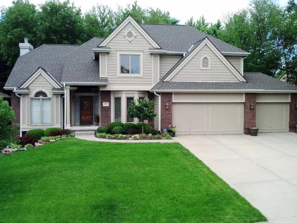 Top Roofs of 2013 by White Castle Roofing - Photo 132